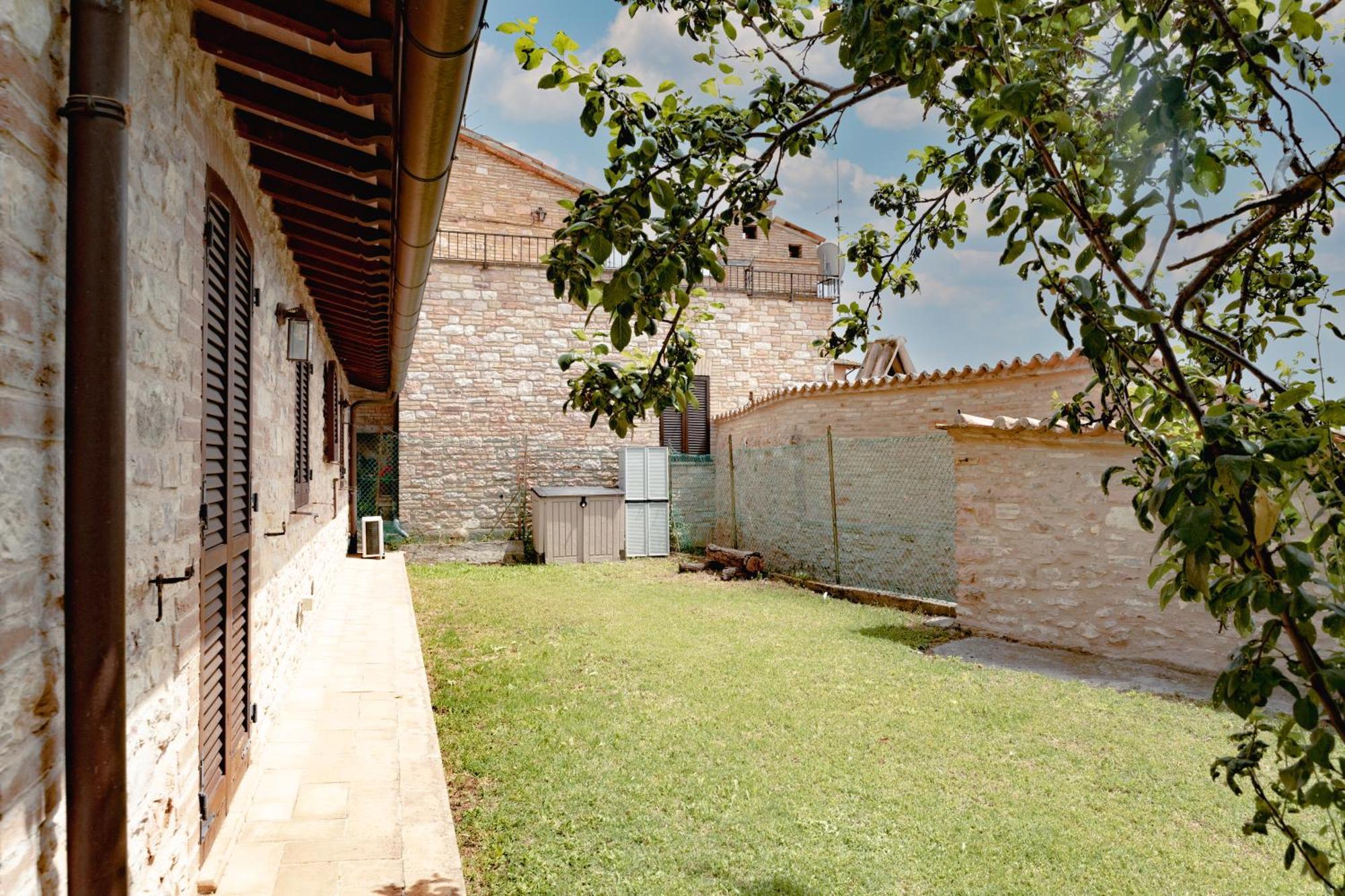 הוילה Rustic House, Con Patio E Giardino, Assisi Centro מראה חיצוני תמונה